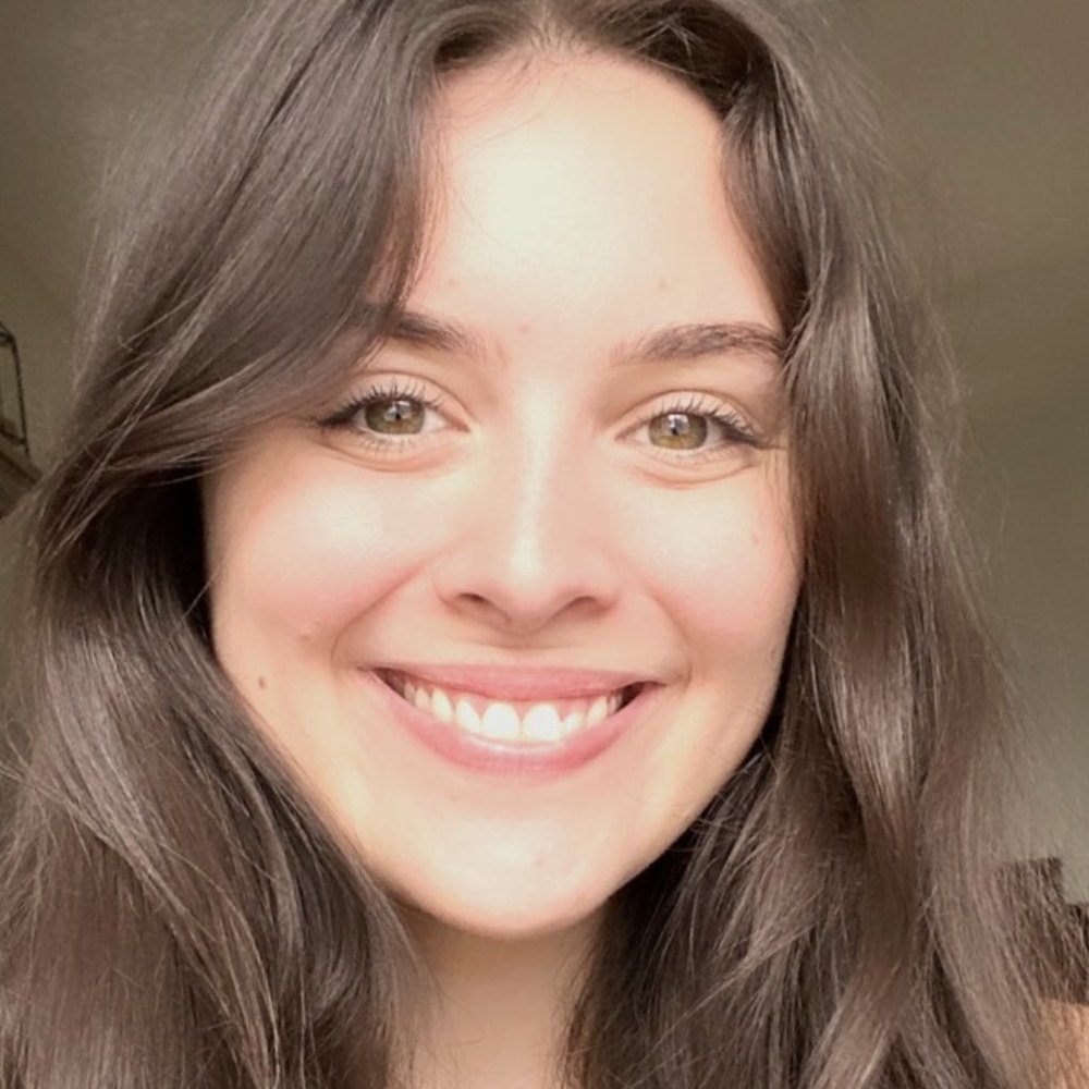Meet your Posher, Courtney